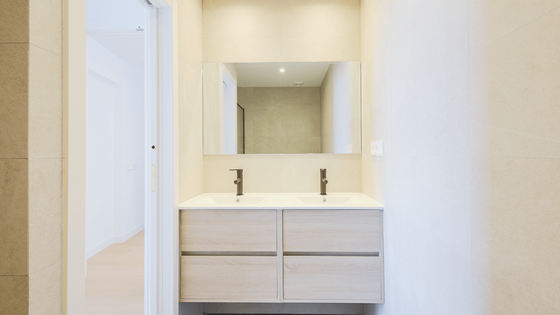 hermosilla_0002_EMF_3573